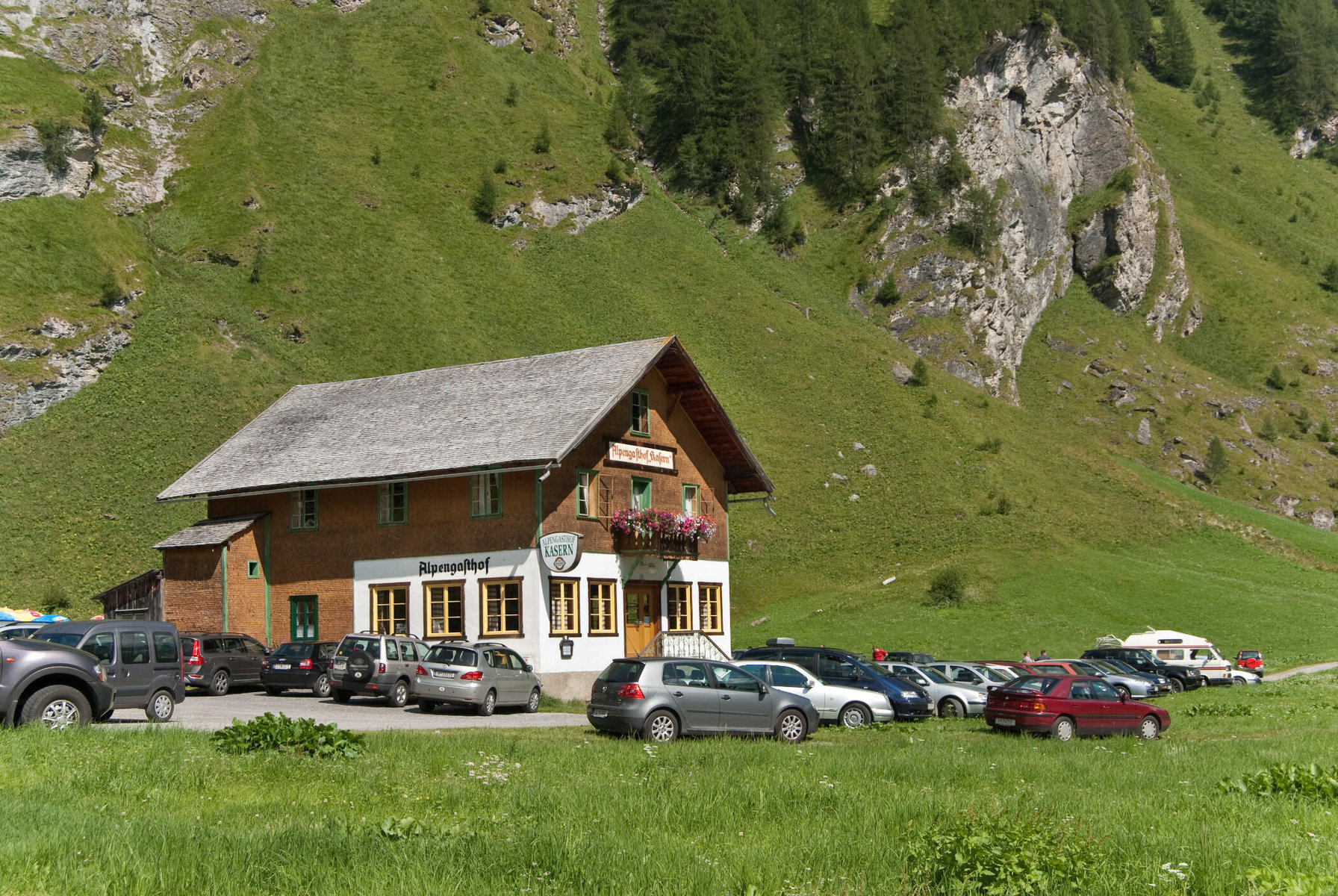 der Alpengasthof Kasern